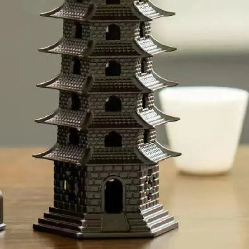 objet décoratif zen en forme de pagode