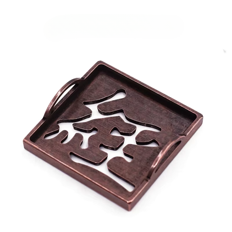 Accessoire d'encens en bronze fabriqué en Chine.