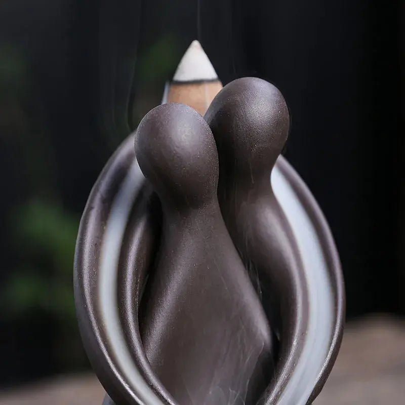 Élégant porte-encens en céramique pour une ambiance romantique