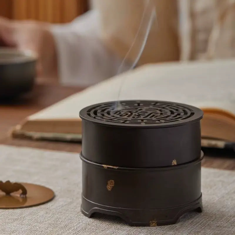 Brûleur d’encens artisanal en cuivre doré