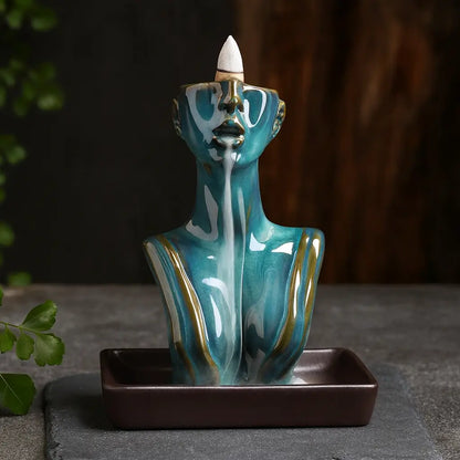 Brûleur d’encens en forme de buste féminin en céramique turquoise avec effet cascade à reflux sur plateau en ardoise