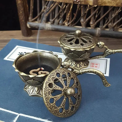 Brûleur d’encens Lotus au style chinois parfait pour la décoration.