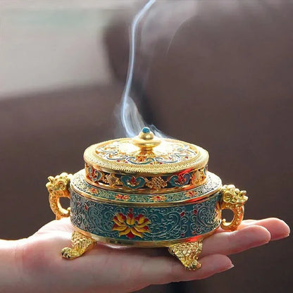 Brûleur d'encens en alliage de zinc, finition soignée.

