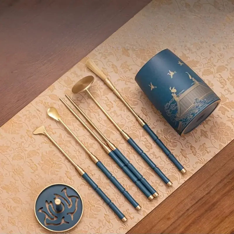 Coffret traditionnel d’outils d’encens pour rituels zen