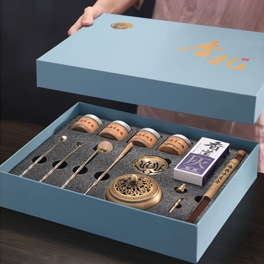Coffret complet pour fabrication d’encens artisanal.