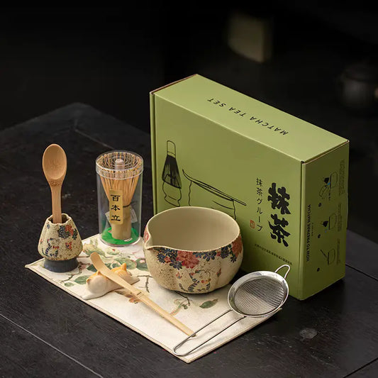 Coffret matcha japonais bol céramique fleuri