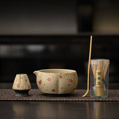 Fouet bambou et bol fleuri céramique pour thé matcha