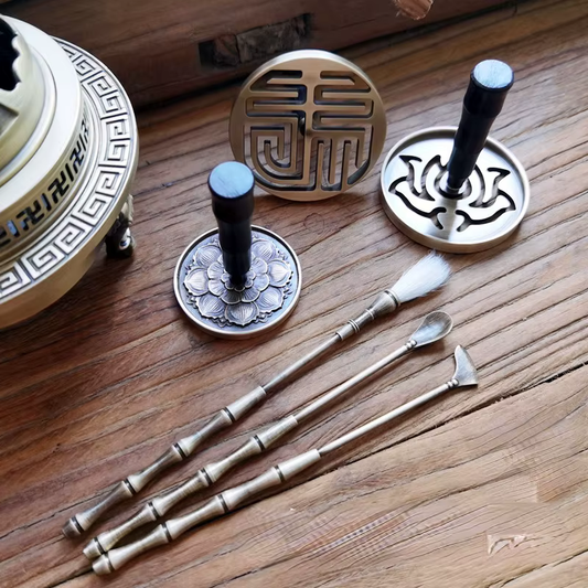 Kit d’outils en cuivre rétro pour encens.