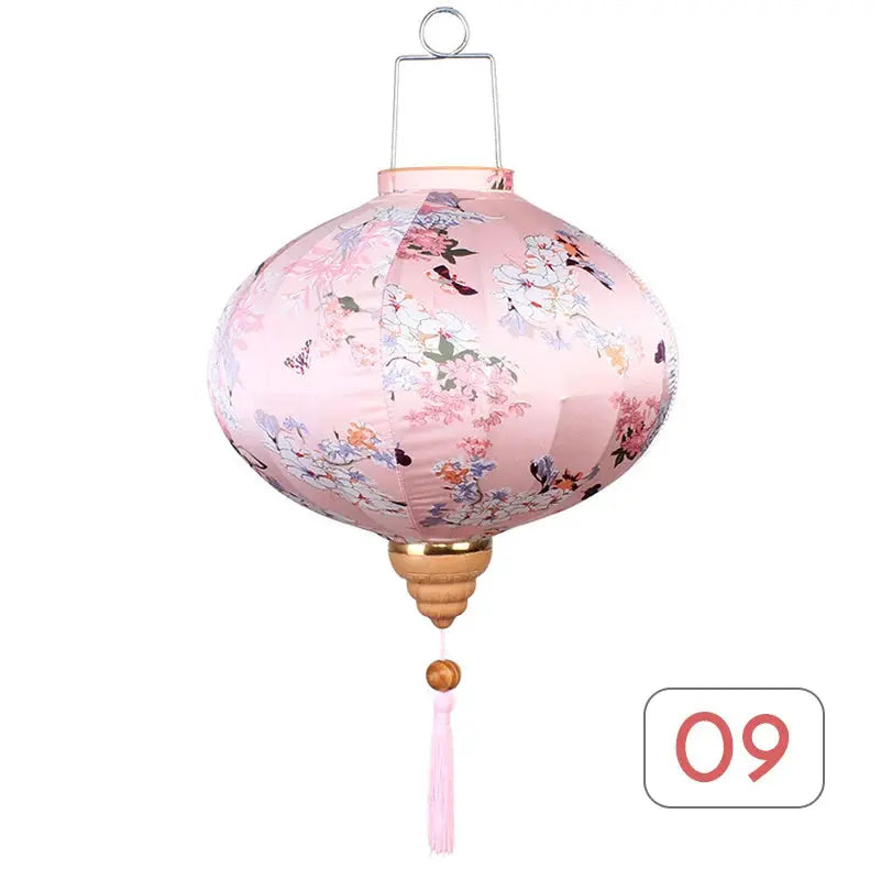 Lanterne japonaise blanche en soie raffinée avec fleurs imprimées