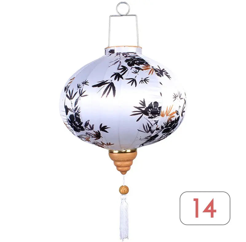 Ensemble de lanternes japonaises en soie multicolores suspendues