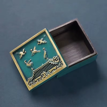 Accessoires pour encens en cuivre bleu.