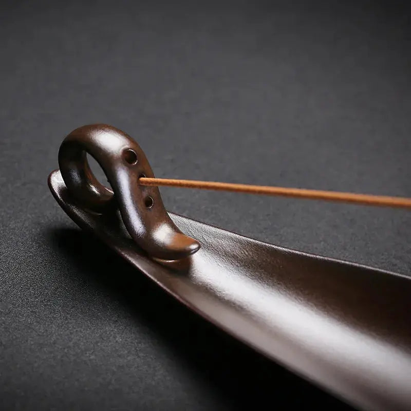 Porte-encens horizontal céramique artisanale, décoration zen bureau salon et chambre