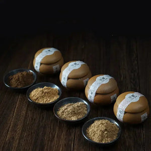 poudre d’encens santal et agarwood en pot