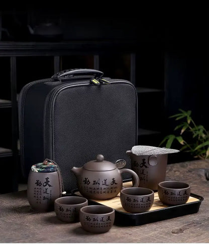 Théière traditionnelle en argile violette Yixing